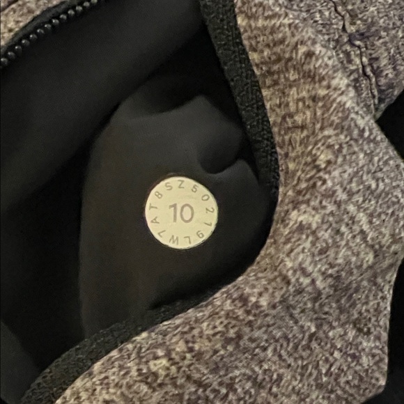 lululemon Athletic Shorts - Picture 5 of 5